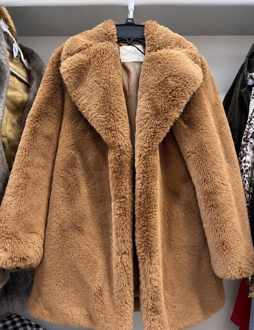ZARA Women’s Faux Fur Teddy Coat Size S Camel Tan Plush Oversized Winter Jacket
